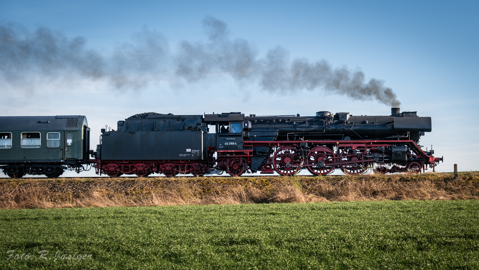 Dampfschnellzuglokomotive 03 2155-4