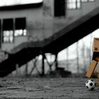 Danbo spielt Fussball