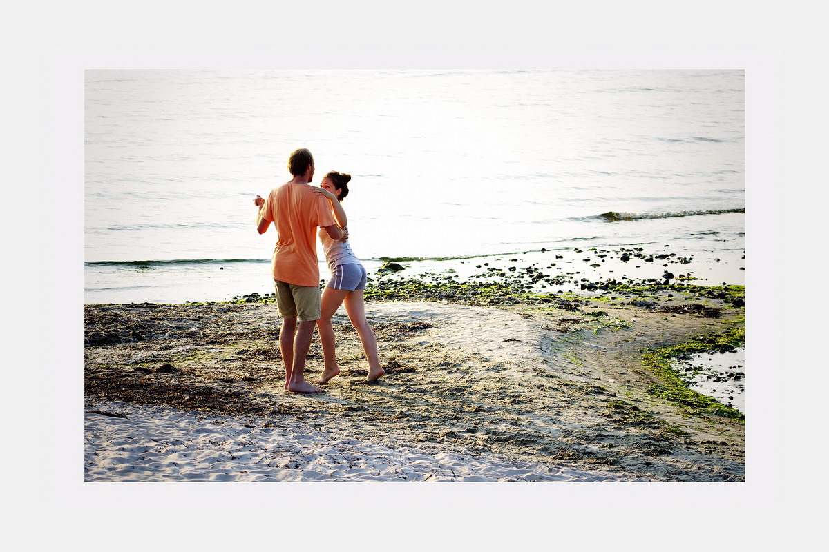 dance on the beach