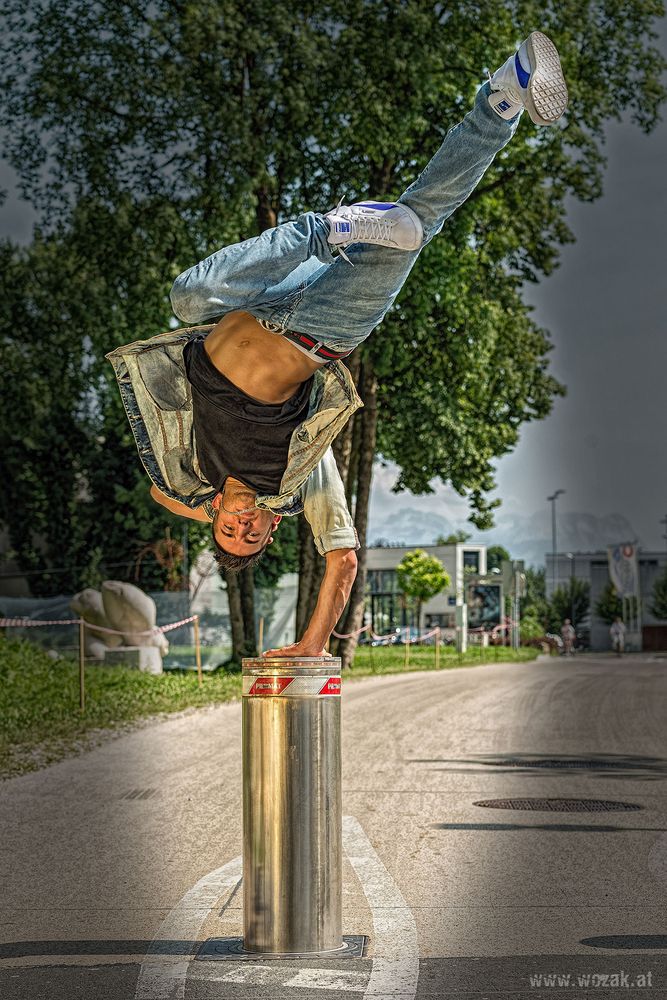 Dancer on the pole