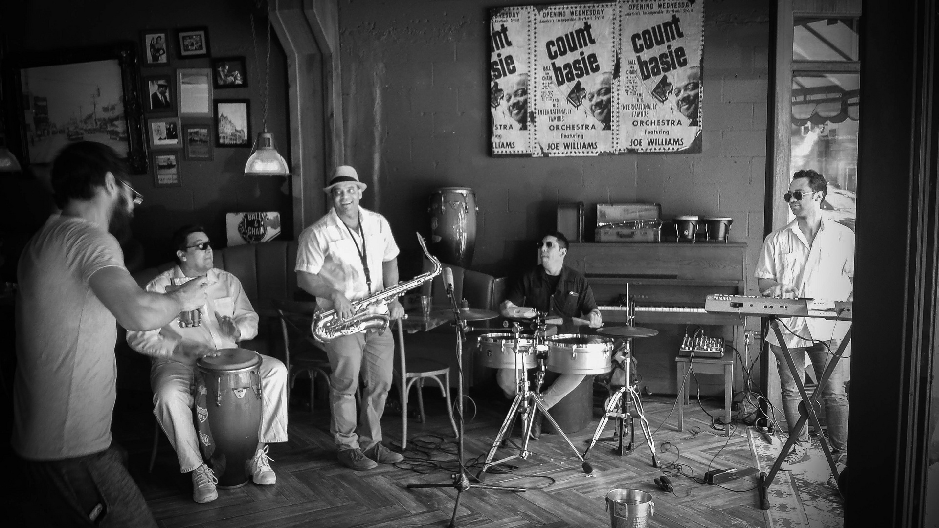 Dancin' Man - Little Havana, Miami 