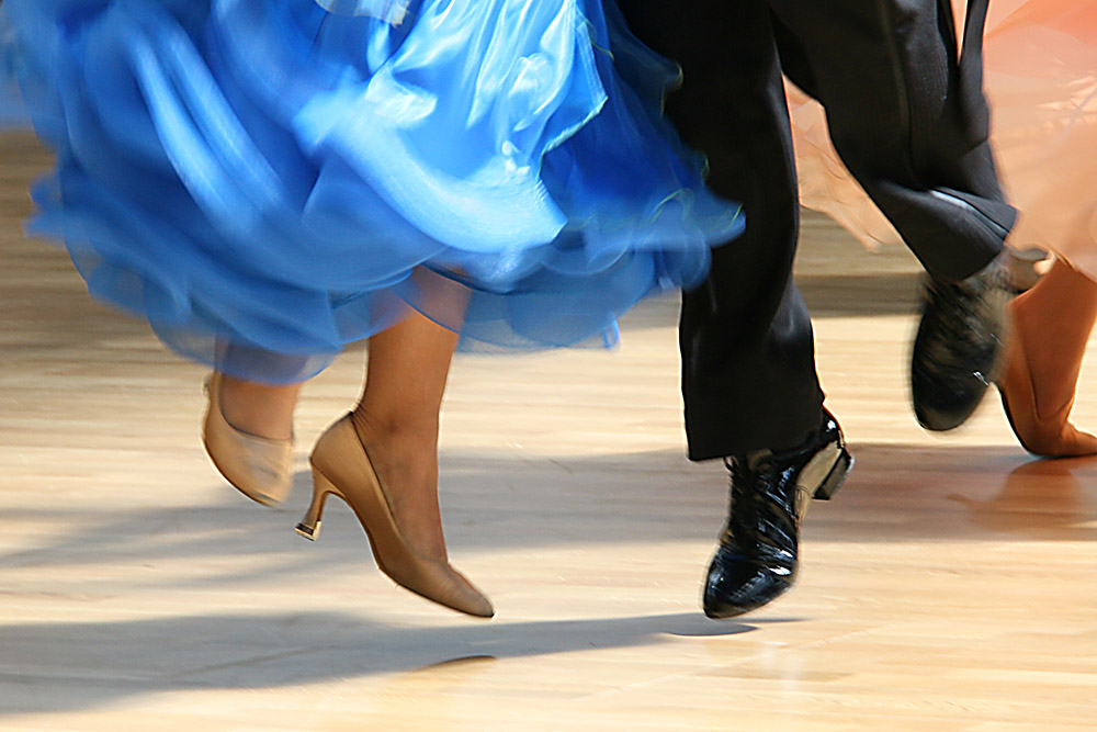 Dancing Feet: Himmelblau