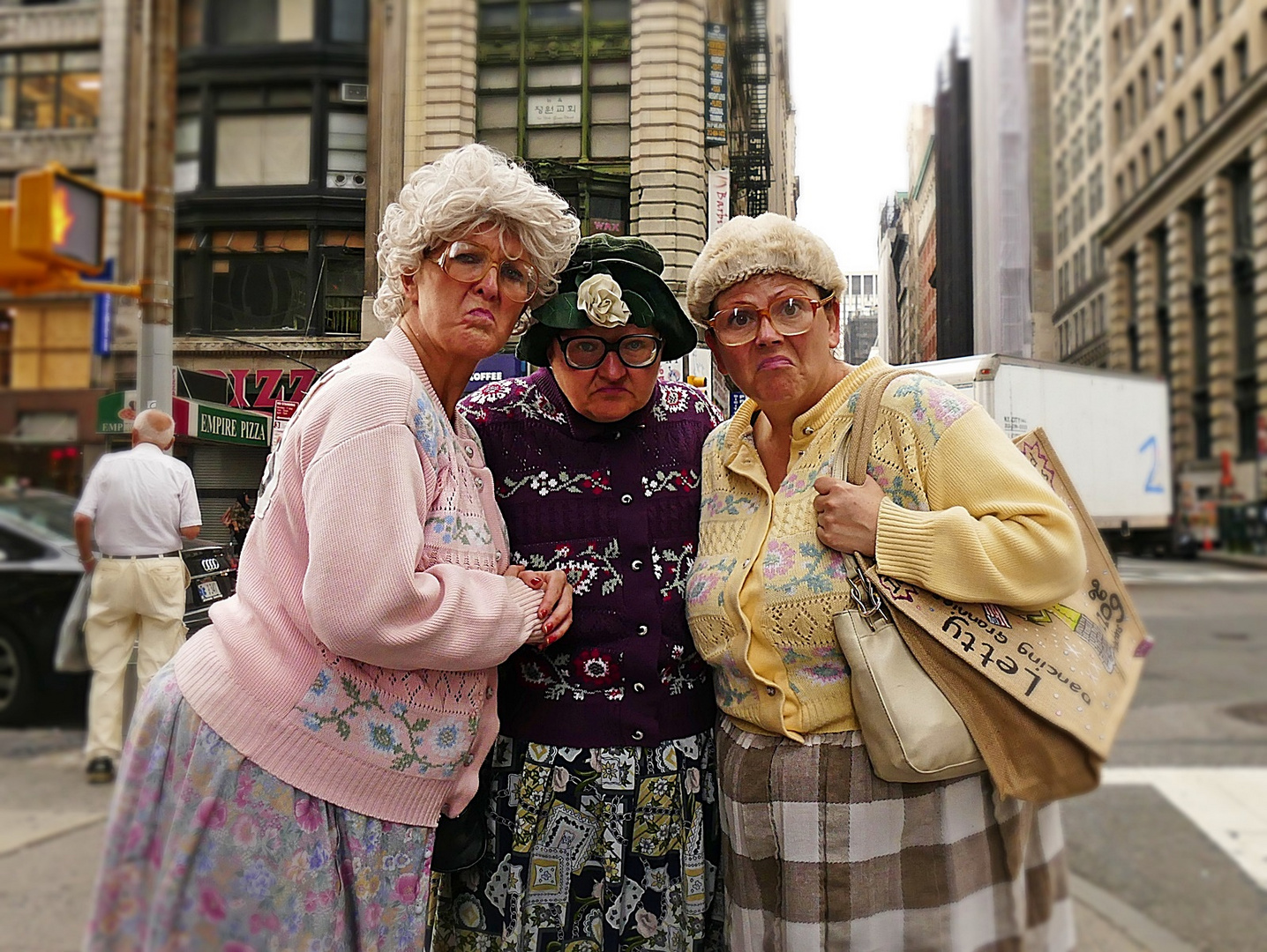 Dancing Grannies 2.