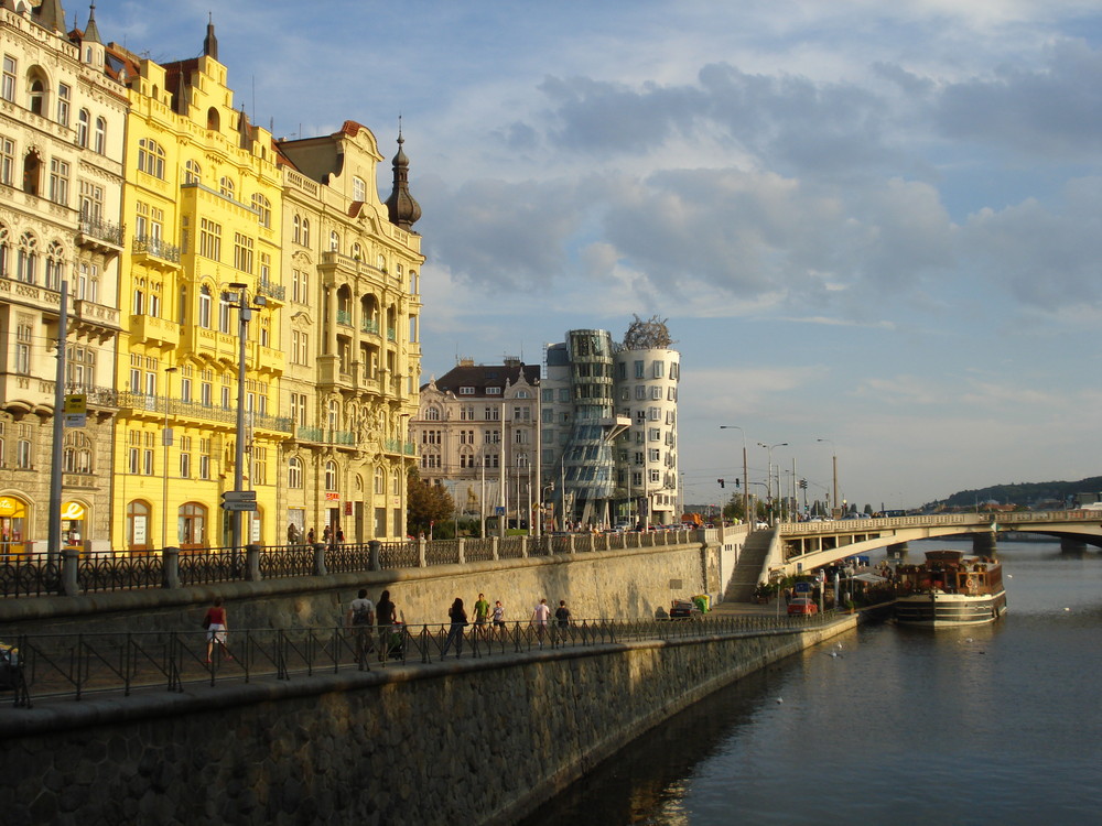 dancing house