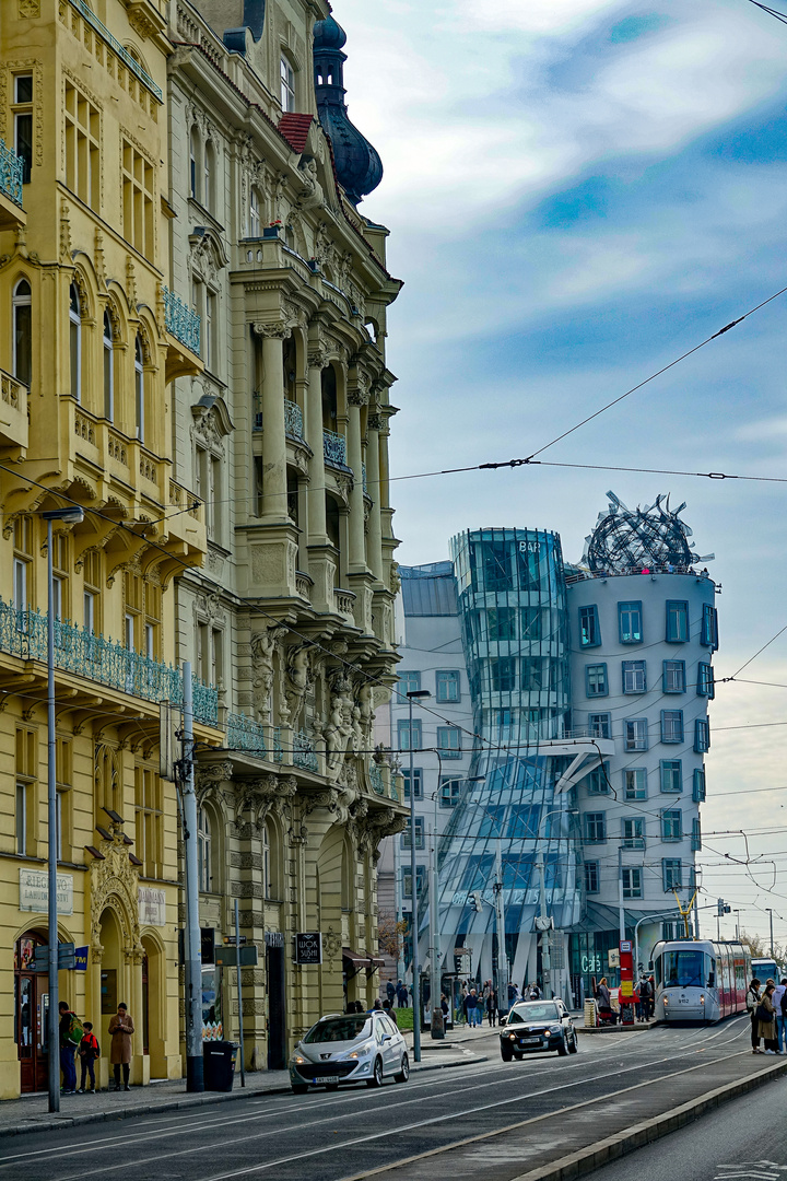 Dancing House