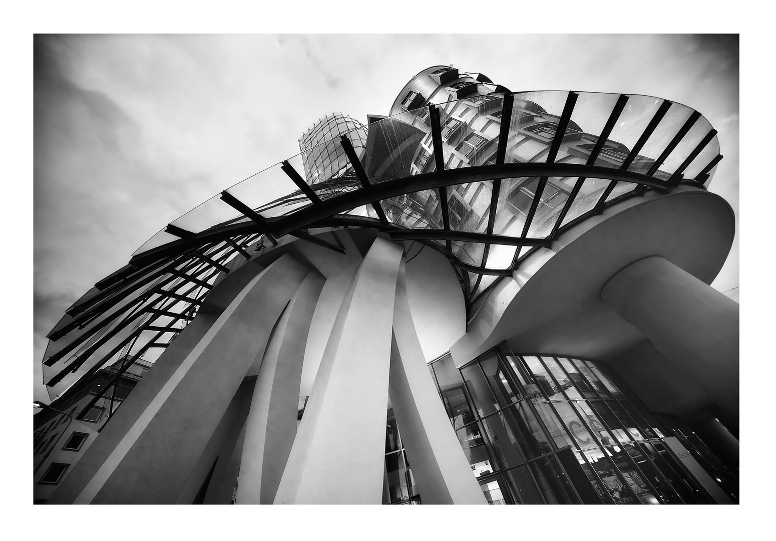 Dancing House