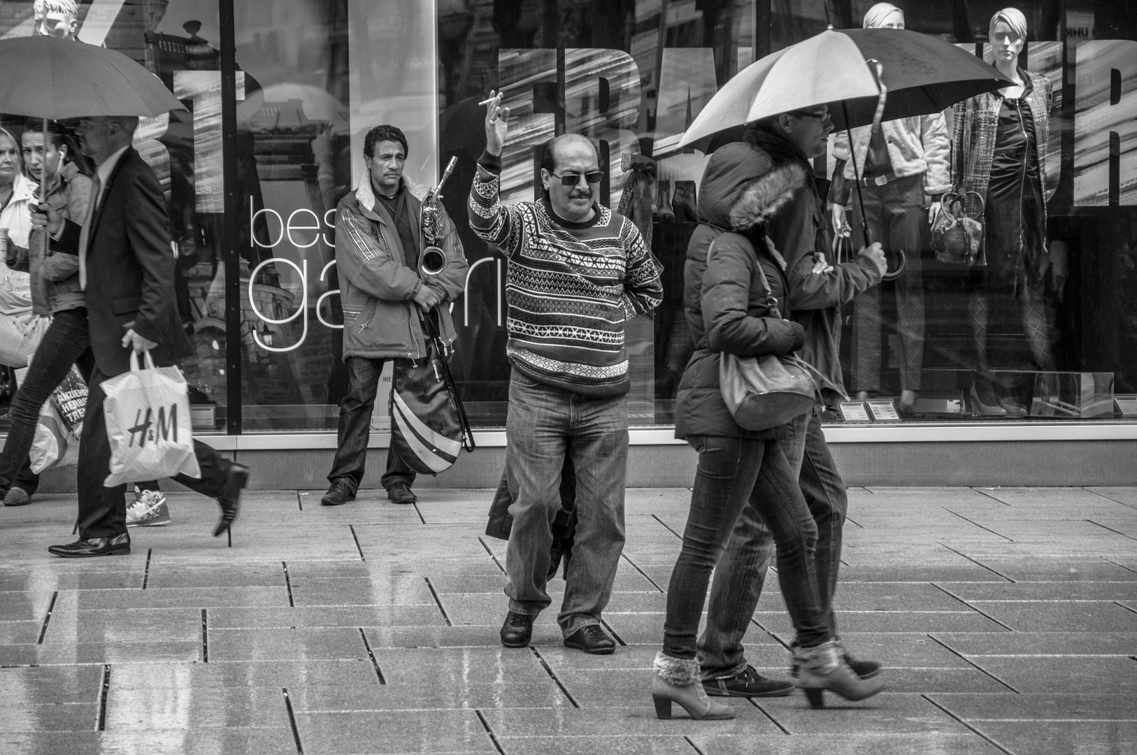 DANCING IN THE STREET