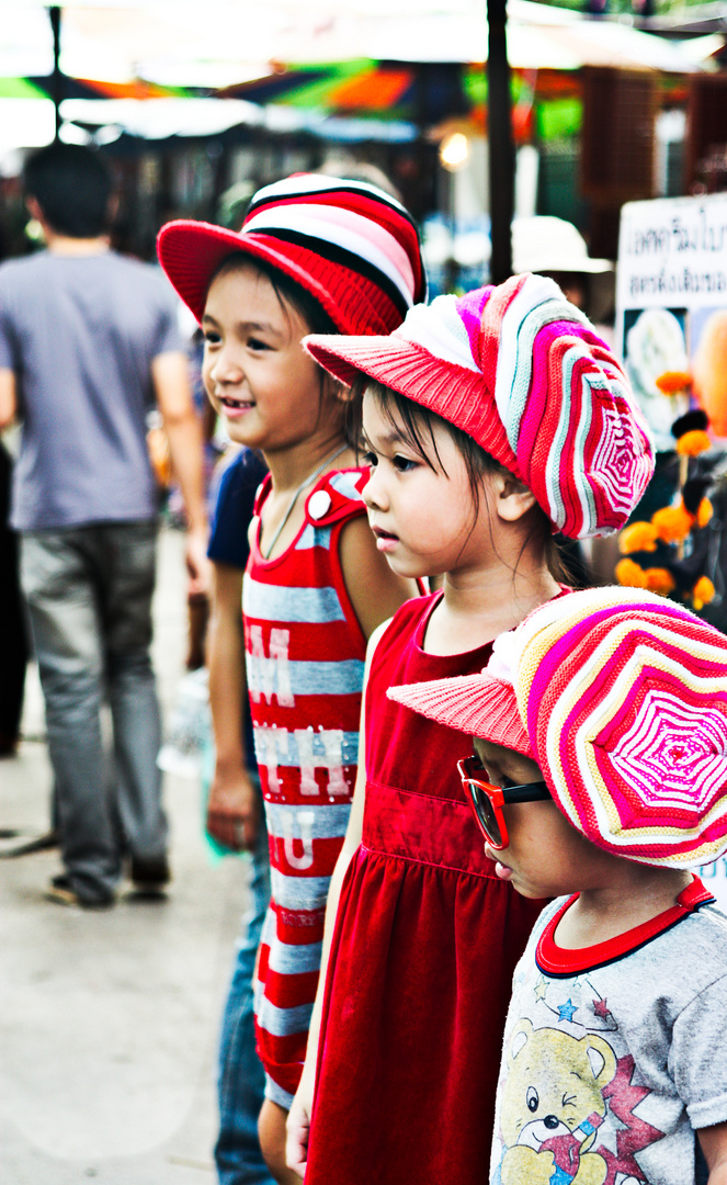 dancing kids