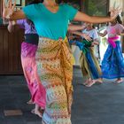 Dancing lesson in Pemuteran