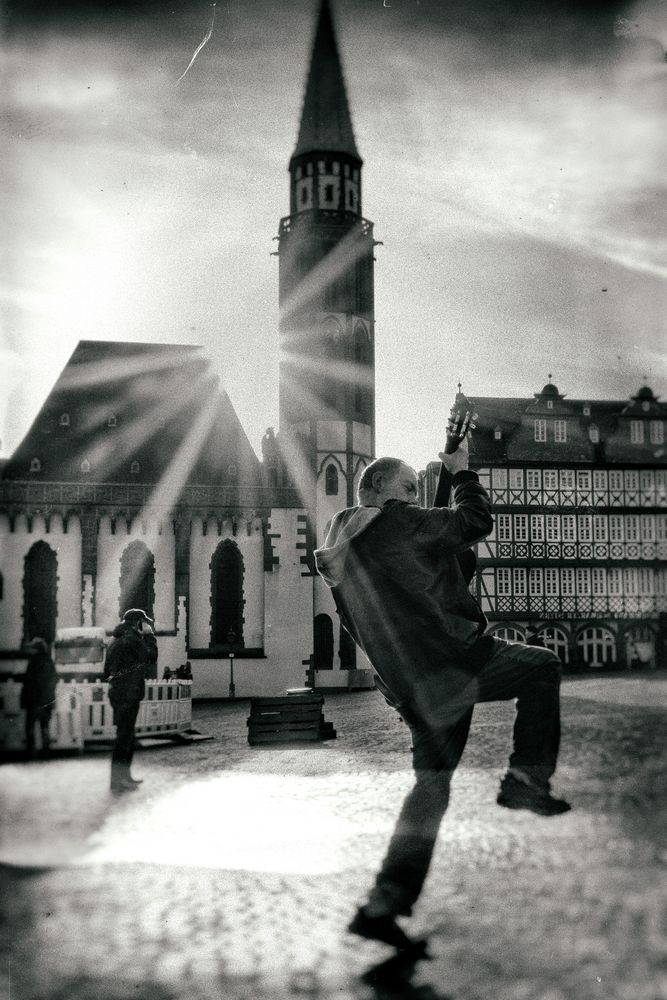 Dancing Musician