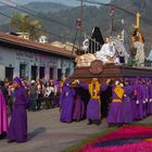 Dans la ferveur de la procession de Pâques.