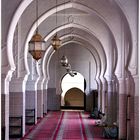 Dans la Mosque