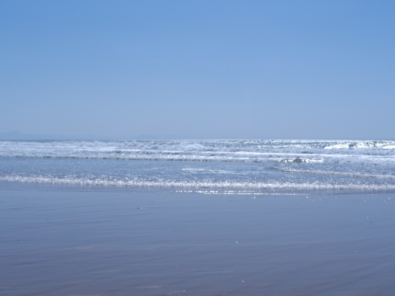 Dans le Bleu de ses yeux...le ciel vient caresser la Mer...