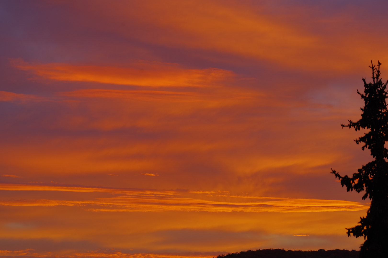 Dans le ciel, les minutes passent et ne se ressemblent pas 