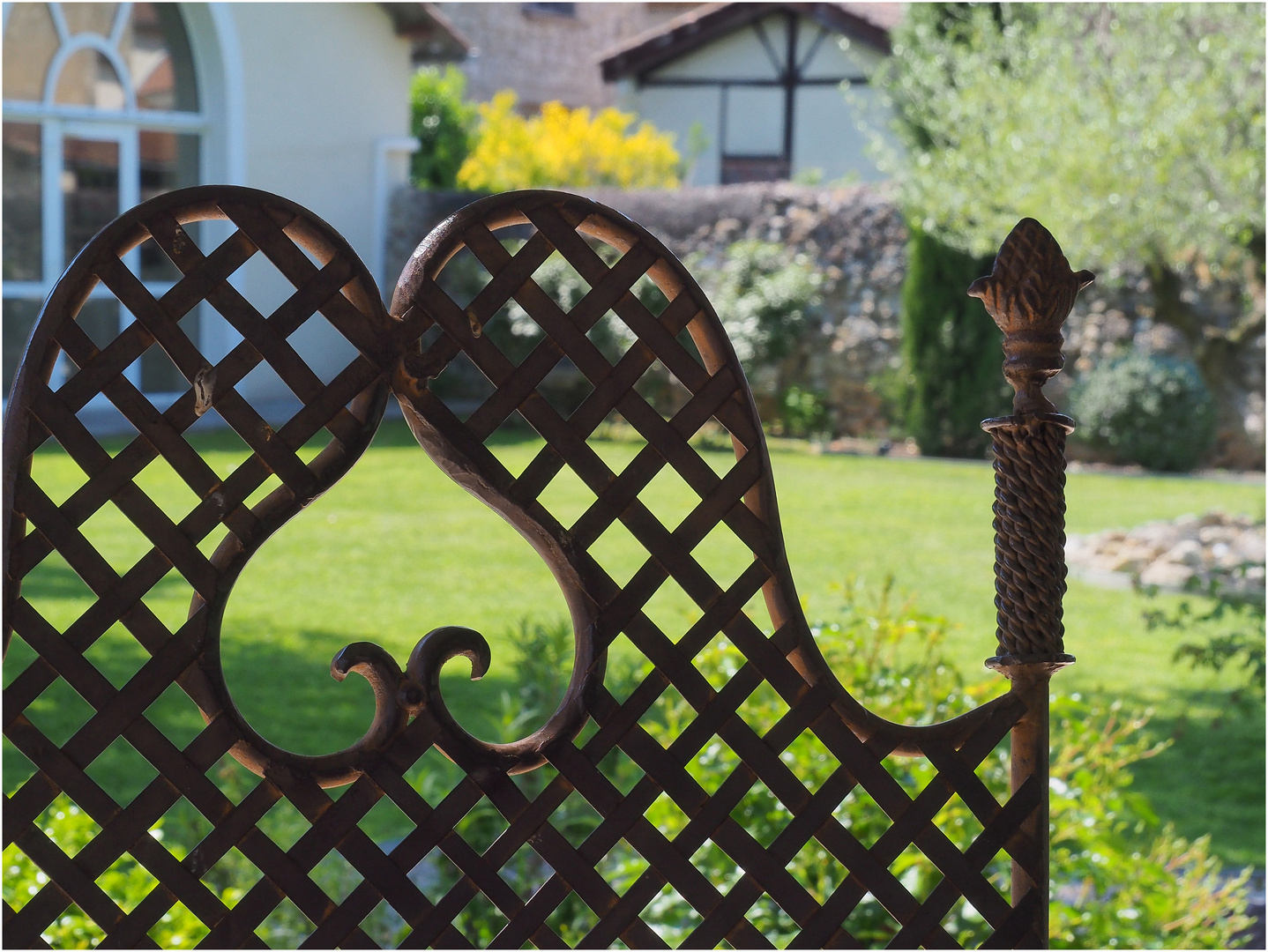 Dans le jardin d’un restaurant à Condom