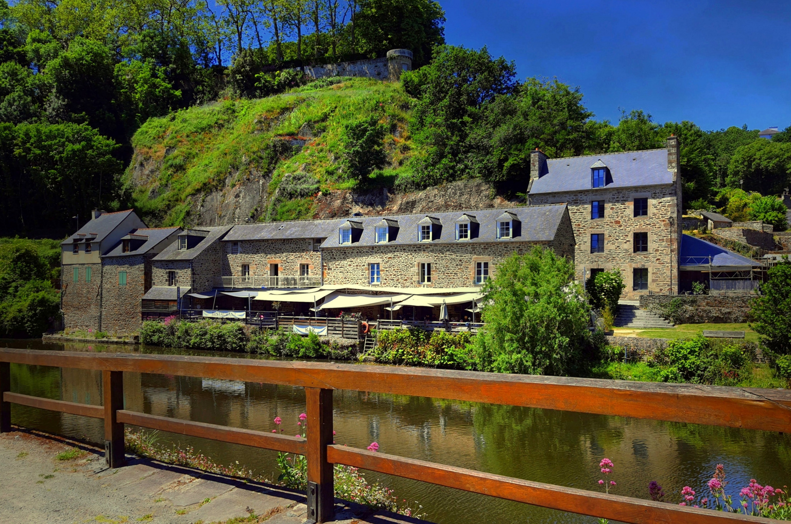 Dans le Vieux Port de Dinan / 7  