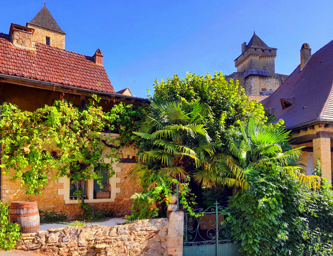 Dans le village de Beynac-et-Cazenac 2 / Dordogne