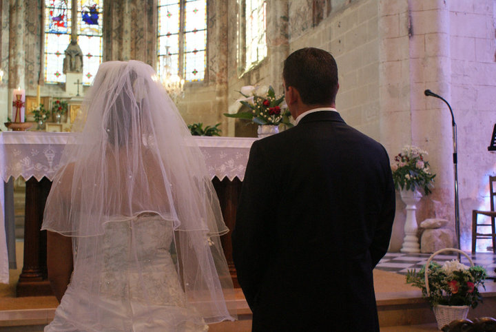 Dans l'église