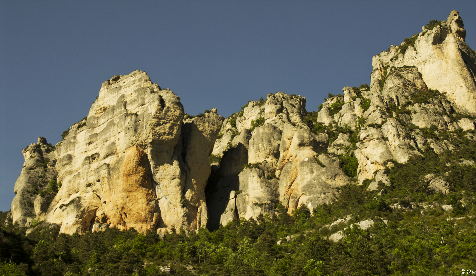 Dans les gorges près de Millau