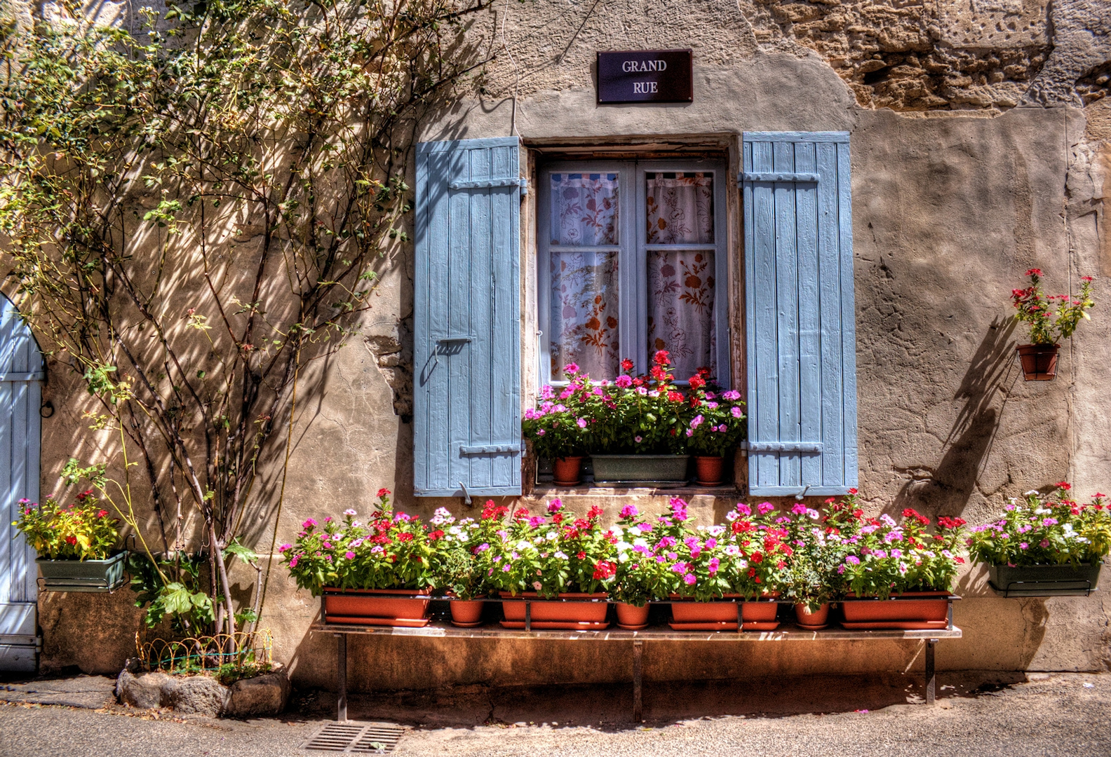 Dans les rues de Grignan