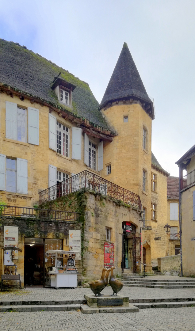 Dans les rues de Sarlat ....