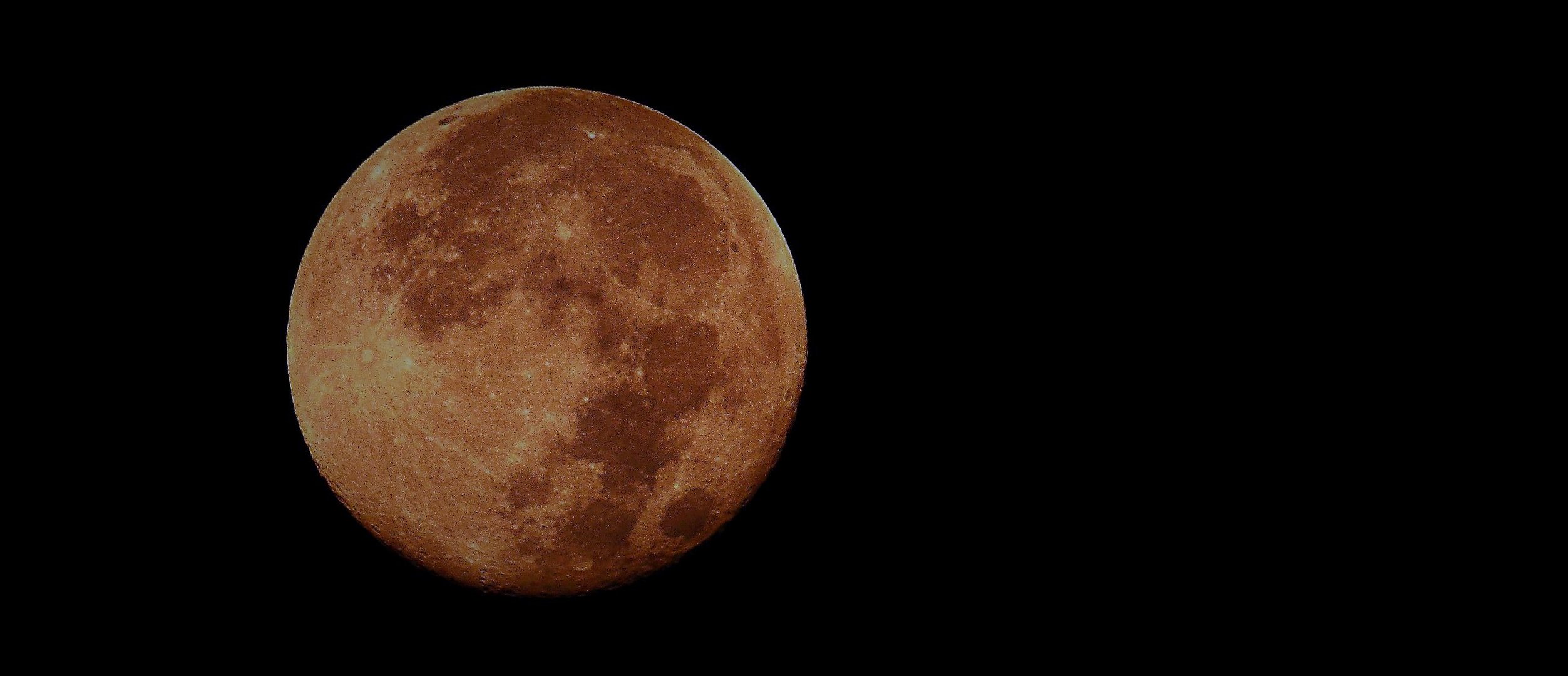 DANS L'OMBRE DE LA NUIT