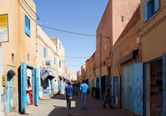 Dans une rue de la vieille ville de Tiznit - In einer Strasse von der Altstadt von Tiznit