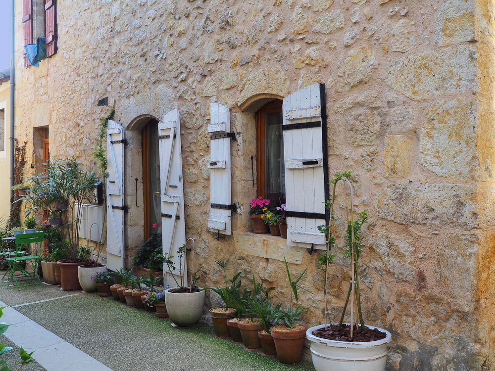 Dans une rue de Saint-Orens-Pouy-Petit