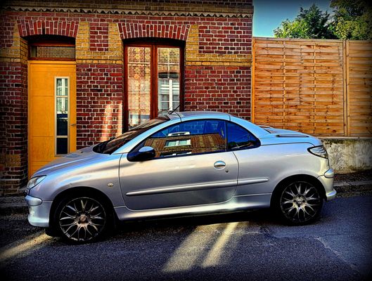  Dans une ruelle de Dieppe...