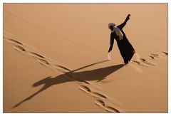 Danse dans les dunes.