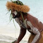 Danse traditionnelle kanak sur la plage à l’ïle des Pins