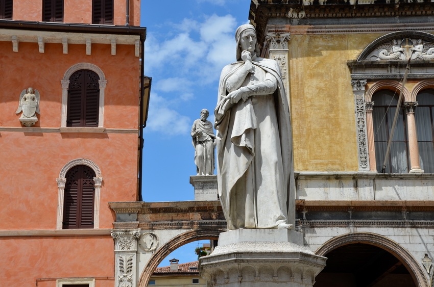 Dante in Verona