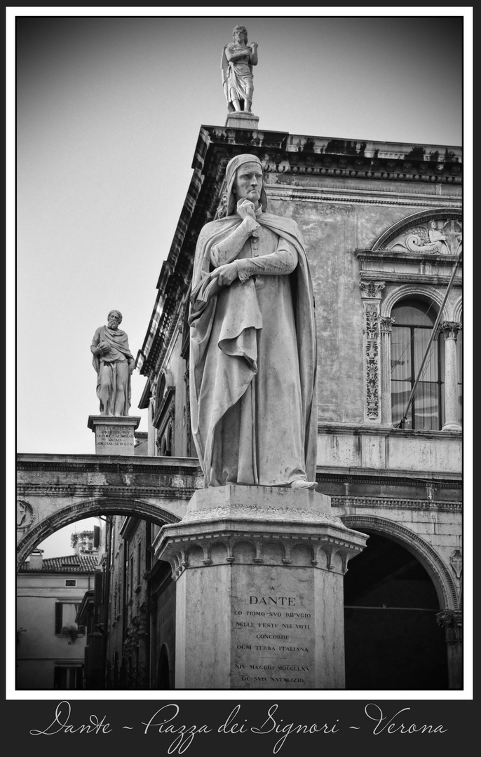 Dante - Piazza dei Signori - Verona