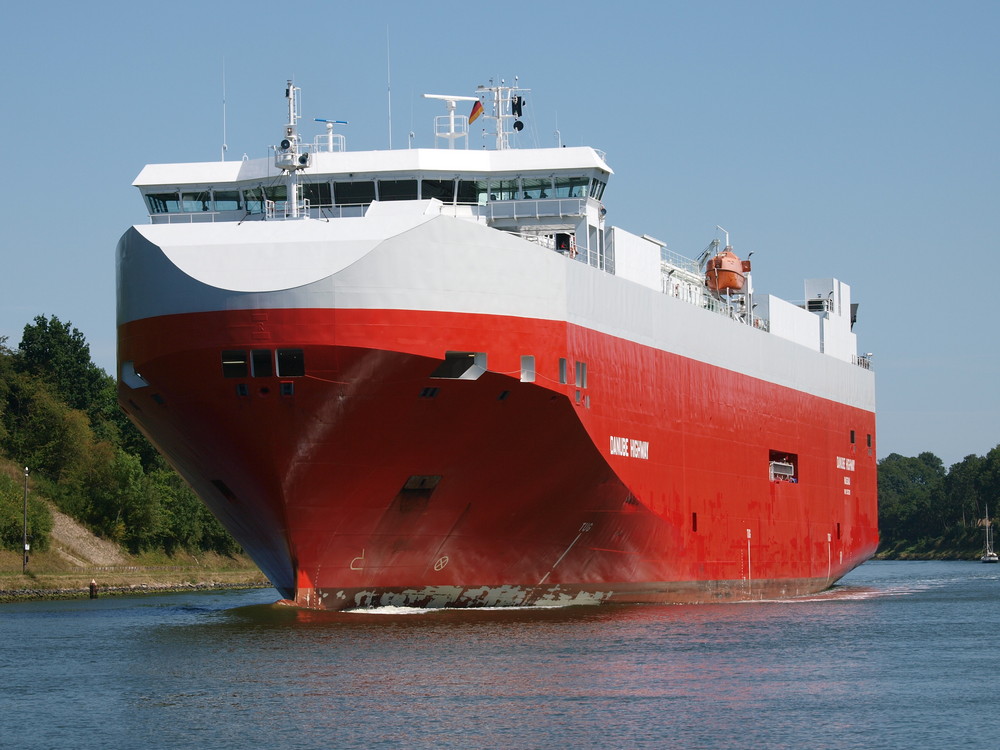 DANUBE HIGHWAY RORO Schiff auf dem Nord-Ostsee-Kanal