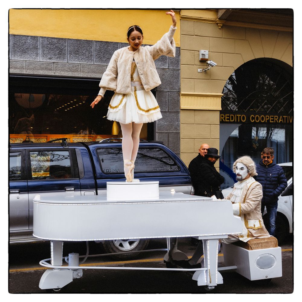 Danzatrice sul piano, Cremona