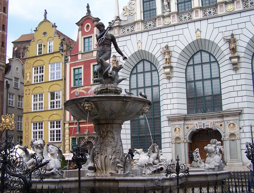 Danzig, Neptunbrunnen u. Artushof