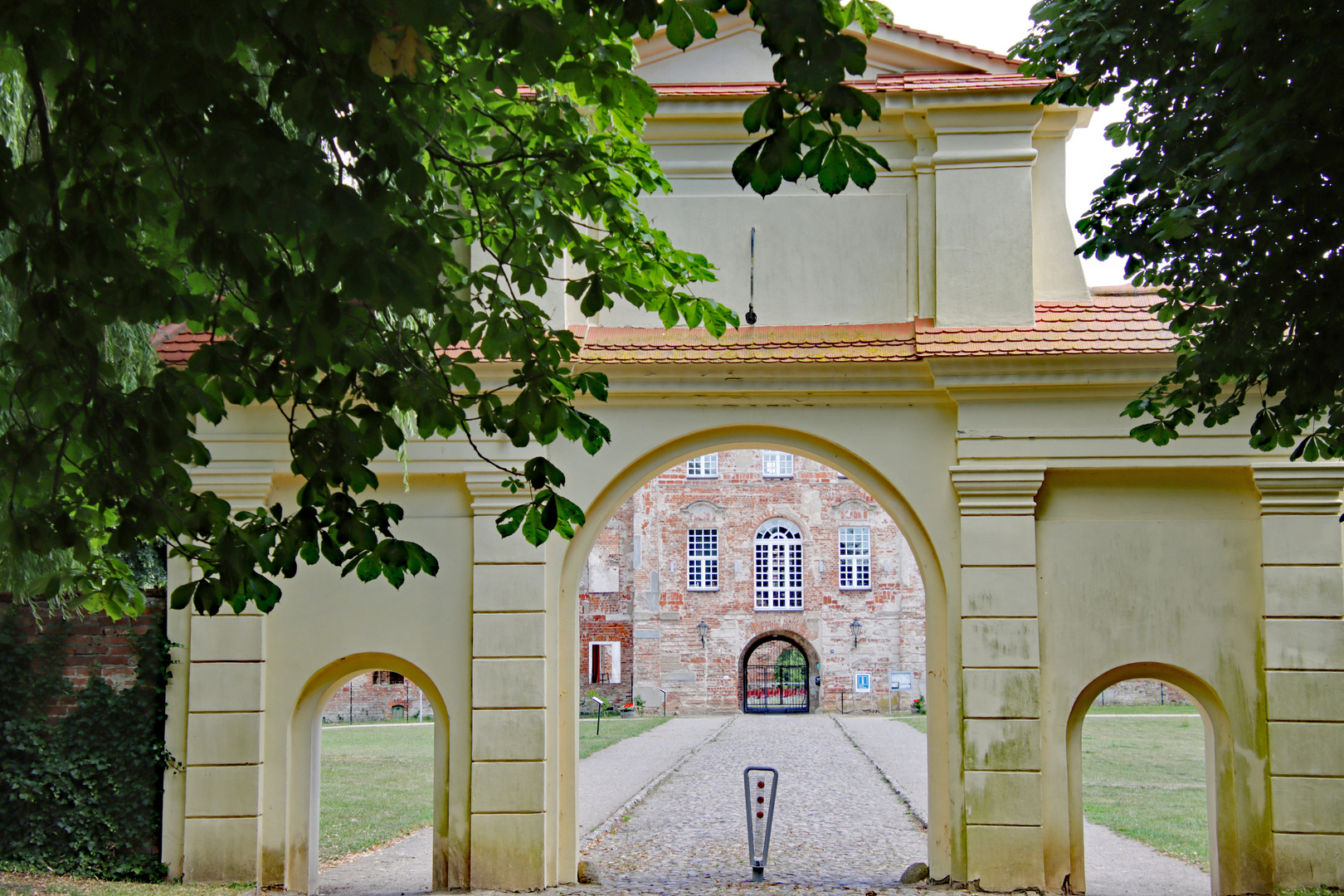 Dargun Foto & Bild stadtlandschaft Bilder auf