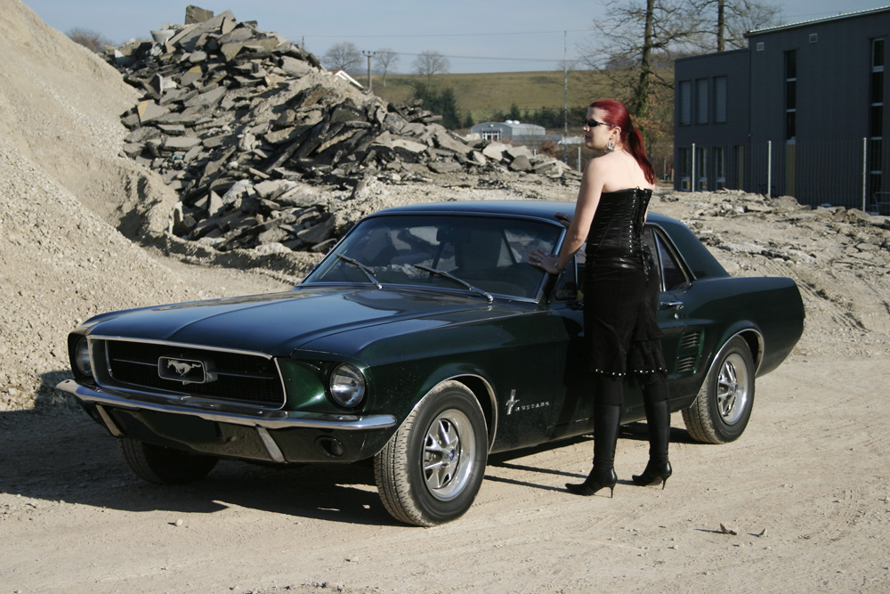 Dark 1967 Mustang 2