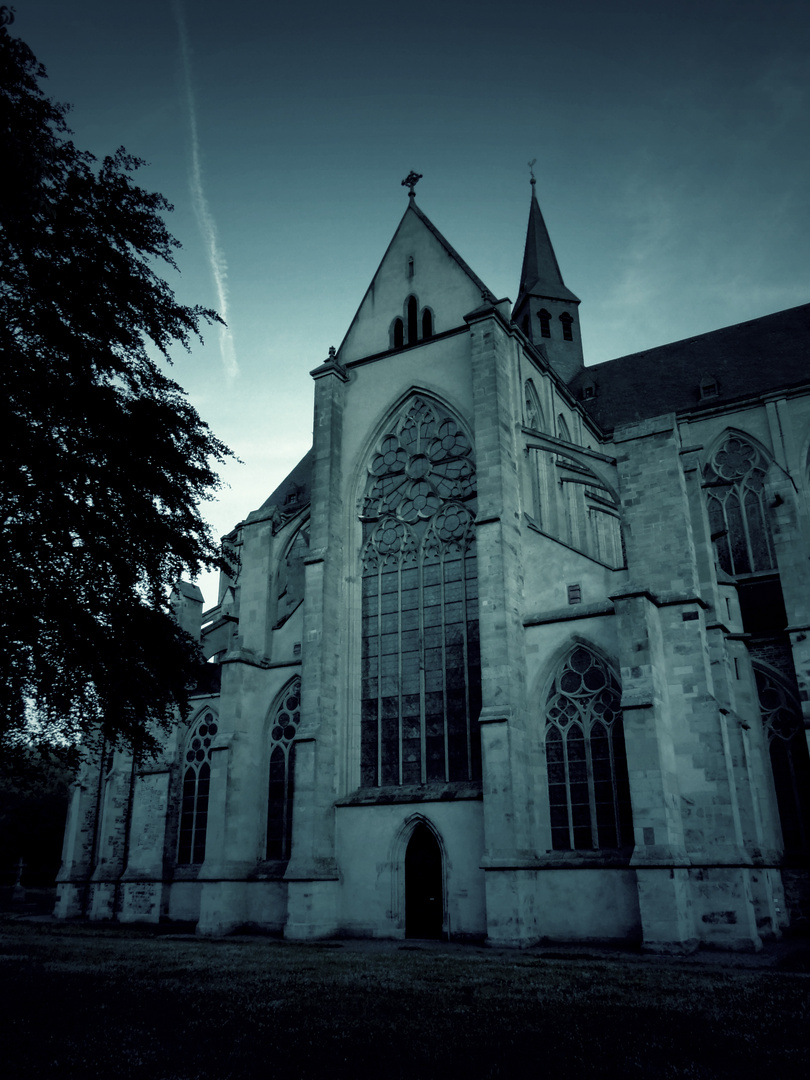 dark church