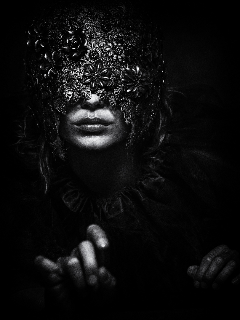 Dark Mask