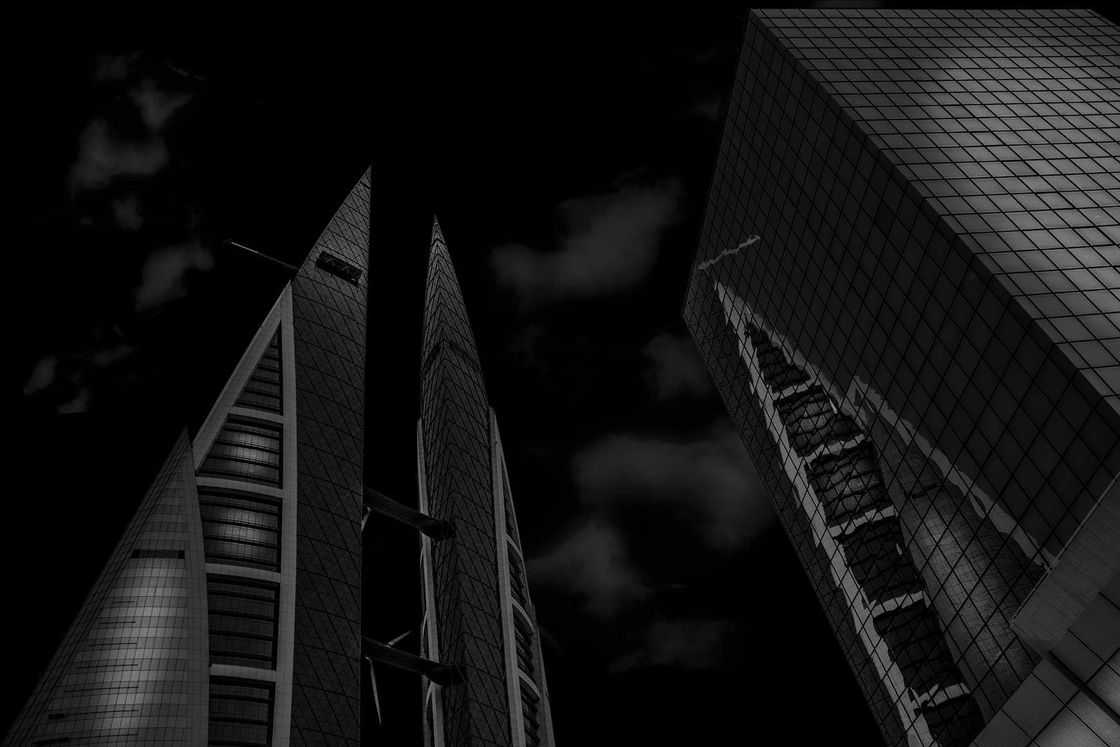 Dark Urban - Bahrain World Trade Center