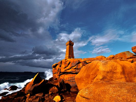 Darkness falls across the land... P9061503