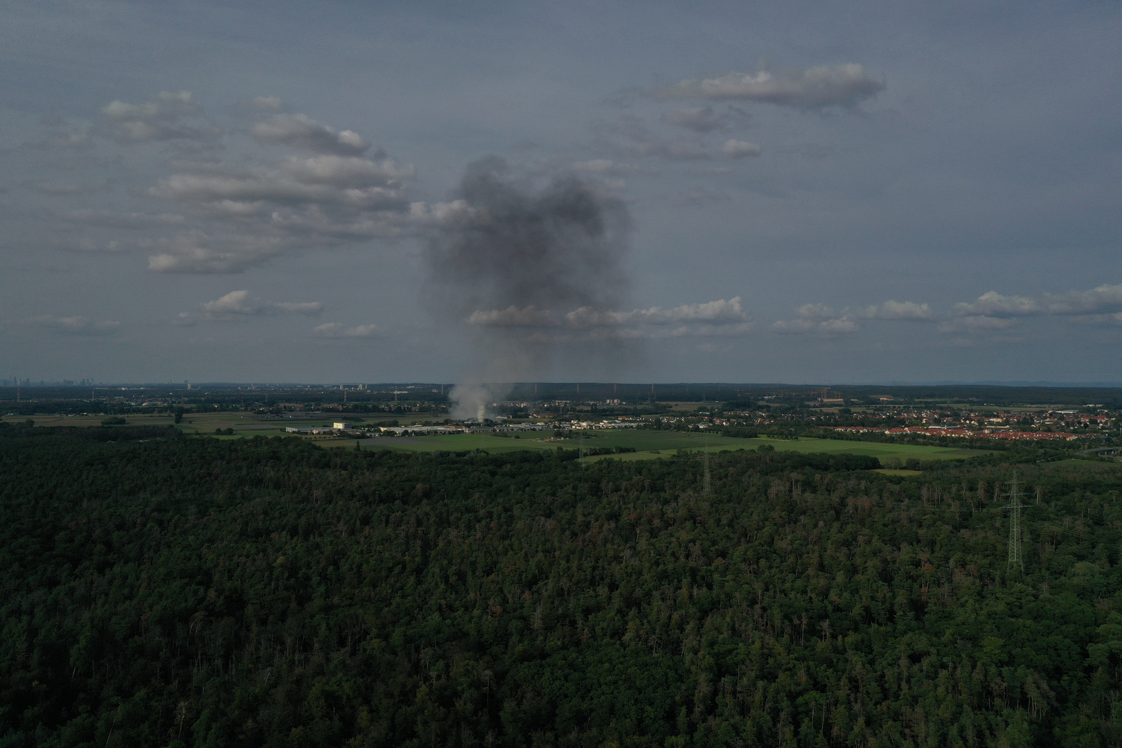 Darmstadt-Arheiligen, Brand im Recylinghof /  21.08.1021