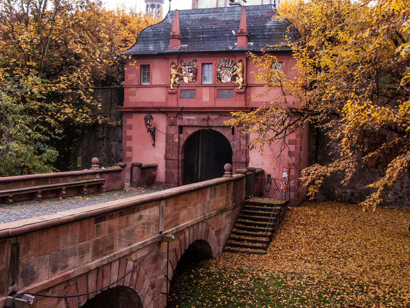 Darmstadt Residenzschloß Ein- und Ausgang