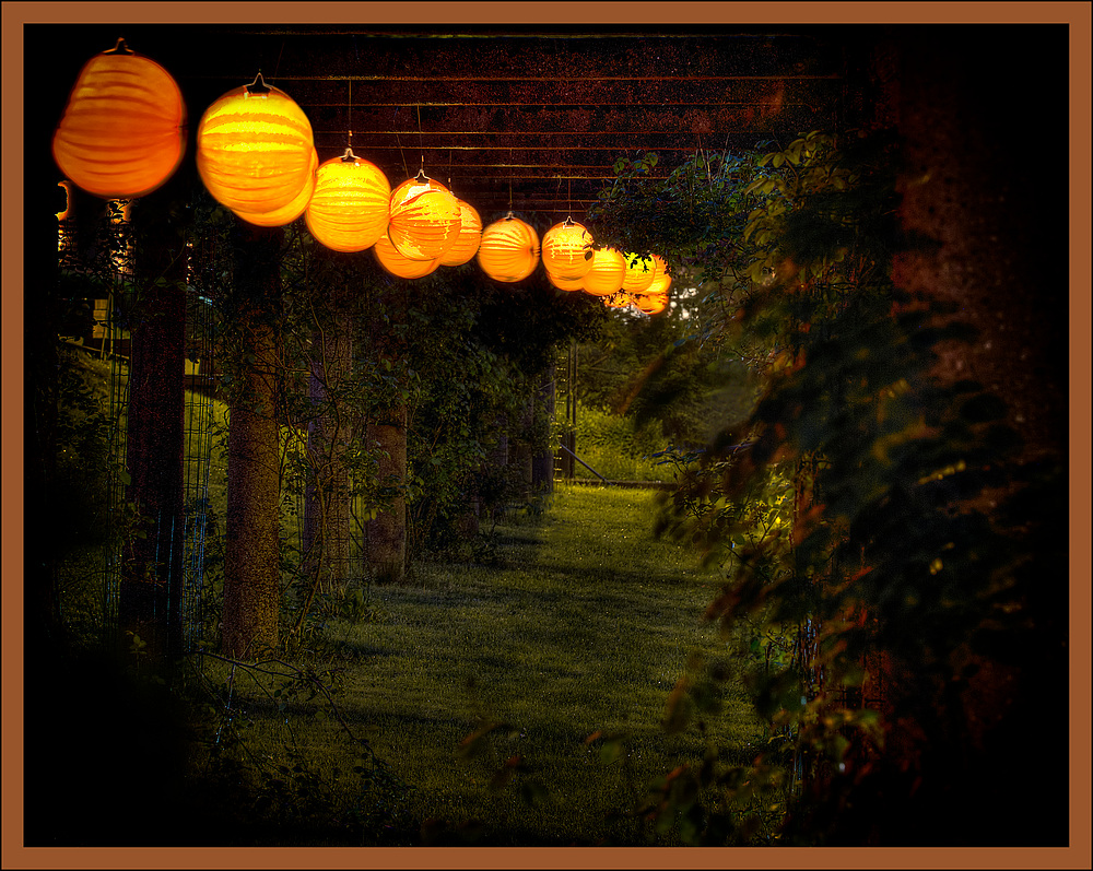 Darmstädter Jugendstiltage 2012 - Lampion at Orange Nacht - Vignette Art