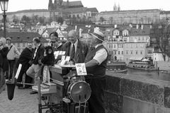 Darsteller auf der Karlsbrücke in Prag