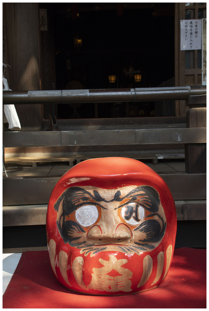 Daruma doll