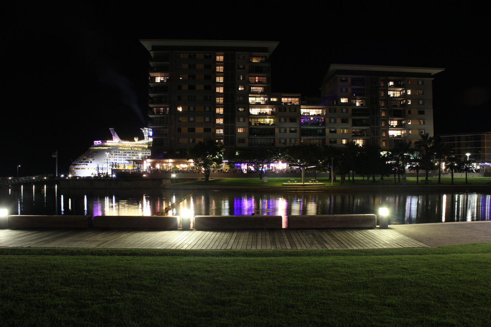 Darwin Waterfront Precinct at night, 30-11-2014