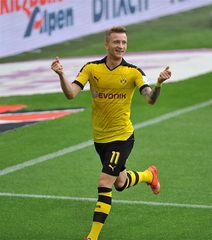 Das 1 : 0 durch Reus.