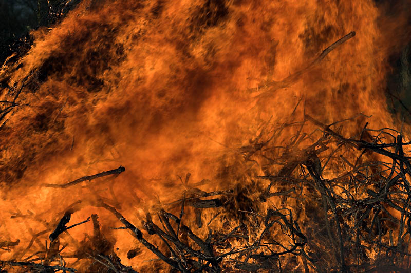 Das 10 Minuten Osterfeuer - Teil I